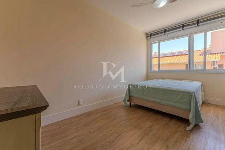 7_photo/952744f64b.f2bfaed4af7a5e8b-ATLAS-1438ce46-cf7c-4a44-bbdb-56c4eabba89f.jpg de casa à venda com 5 quartos, 405m² em Jurerê Internacional, Florianópolis