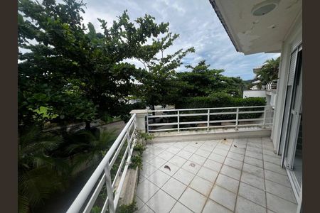 14_photo/952744f673.6fe88814f58c8792-ATLAS-064212d5-05db-40c5-87ba-e4b7e55ba8bb.jpg de casa à venda com 5 quartos, 364m² em Jurerê Internacional, Florianópolis
