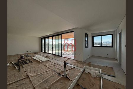 9_photo/952744f6f3.87df94b013eefc08-ATLAS-1f37ead8-a59f-4e66-8cbf-ea41dde951c3.jpg de apartamento à venda com 3 quartos, 235m² em Jurerê Internacional, Florianópolis