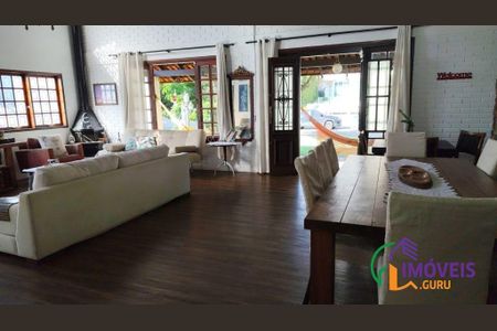 9_photo/952744f7c5.0e5883cd31689f99-ATLAS-70ec8307-e4e7-4aaf-9de5-18742e62dffe.jpg de casa para alugar com 4 quartos, 225m² em Jurerê Internacional, Florianópolis