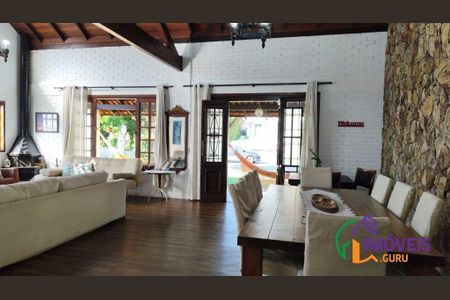 19_photo/952744f7c5.4a7708b419391496-ATLAS-9af3363a-a494-4eda-a2fa-99bc6775e1c8.jpg de casa para alugar com 4 quartos, 225m² em Jurerê Internacional, Florianópolis