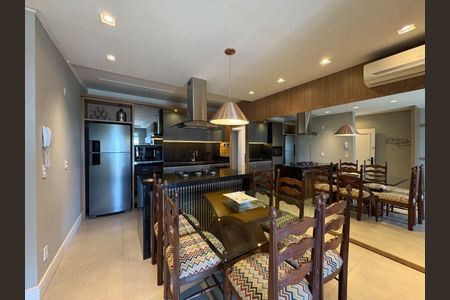 12_photo/952744f97d.b28a671b9a01b16f-ATLAS-97cae5d2-6043-4840-97b7-d15def3bb2ee.jpg de apartamento à venda com 3 quartos, 120m² em Jurerê, Florianópolis