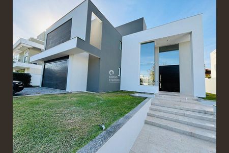 43_photo/952744f9c3.60978ffcad3ca4e7-ATLAS-daeee7bd-878c-4755-a110-619bdf701b61.jpg de casa à venda com 4 quartos, 526m² em Jurerê Internacional, Florianópolis