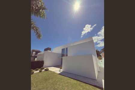 4_photo/952744f9d9.76d93e6506acdb0b-ATLAS-eaa31d3b-273d-40f8-bc0a-be4a109a8eb7.jpg de casa à venda com 5 quartos, 485m² em Jurerê Internacional, Florianópolis