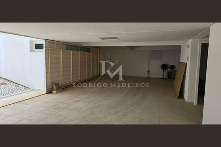 5_photo/952744f9f9.69530a6104d48ca1-ATLAS-d05ab922-6cb9-4982-a716-4fc905f0ab01.jpg de casa à venda com 4 quartos, 588m² em Jurerê Internacional, Florianópolis