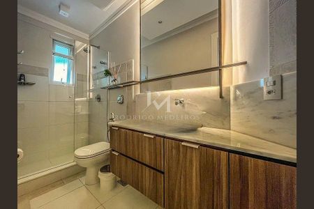 12_photo/952744fa2f.c3f00cfadba54684-ATLAS-cb0aa170-8e0f-4e1b-a657-45e54caa3075.jpg de casa à venda com 5 quartos, 580m² em Jurerê, Florianópolis