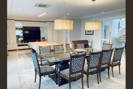 11_photo/952744fa39.3c20d05746a6d1b7-ATLAS-eac3e894-3ff1-4b81-95e3-b8c832af5f8b.jpg de casa à venda com 5 quartos, 750m² em Jurerê Internacional, Florianópolis