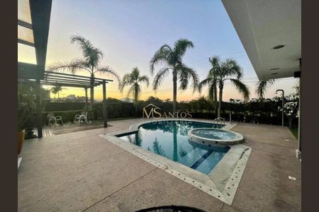 10_photo/952744fa4d.04a823dc9d4d949a-ATLAS-3656b3cd-1922-4d44-9e6a-7d5de68a7dd5.jpg de casa à venda com 4 quartos, 1050m² em Jurerê Internacional, Florianópolis