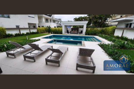 12_photo/952744fa4d.1a5abe8cc6fad74e-ATLAS-8e320942-92be-4ebc-a004-e0f3bafc65a1.jpg de casa à venda com 5 quartos, 740m² em Jurerê Internacional, Florianópolis