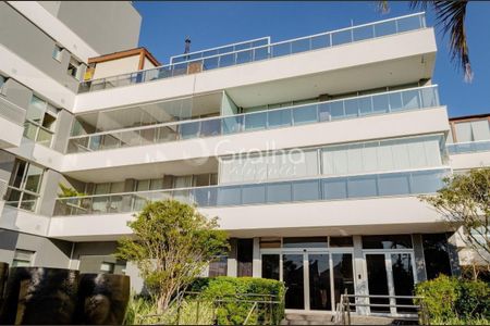 46_photo/952744fb63.8e8dcf3e04339943-ATLAS-a5fa475a-1c51-4f31-8f6c-adc041f7aa92.jpg de apartamento para alugar com 2 quartos, 107m² em Jurerê Internacional, Florianópolis