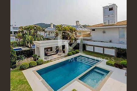 6_photo/952744fbad.ceff8192393c33de-ATLAS-b2a5b7d2-9c5c-459e-a6fa-44fc2a027622.jpg de casa à venda com 5 quartos, 826m² em Jurerê Internacional, Florianópolis