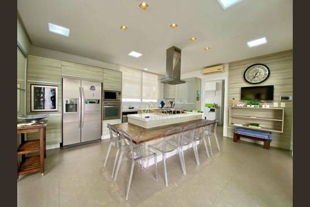 11_photo/952744fbb1.f0d246bad4da1cd5-ATLAS-ed67aa38-c80a-439e-892b-4fd1f49eb361.jpg de casa à venda com 4 quartos, 600m² em Jurerê Internacional, Florianópolis