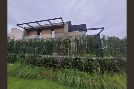 4_photo/952744fbc5.22ecb23eb86e5f83-ATLAS-cf870eb2-82d9-470a-9f83-e5185d506366.jpg de casa à venda com 5 quartos, 500m² em Jurerê, Florianópolis