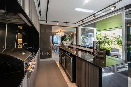 11_photo/952744fbcb.49e5f4e107e90c19-ATLAS-67209f9a-4831-4f53-b6fe-96bc52bab04e.jpg de casa à venda com 7 quartos, 780m² em Jurerê, Florianópolis