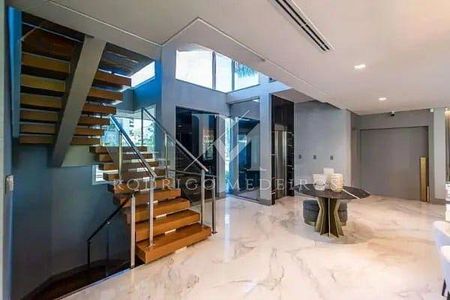 12_photo/952744fbcb.49e5f4e107e90c19-ATLAS-69cad2f7-b67a-4c08-844a-d92e99759a9c.jpg de casa à venda com 7 quartos, 780m² em Jurerê, Florianópolis