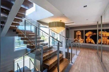 13_photo/952744fbcb.49e5f4e107e90c19-ATLAS-9945fa80-a52f-4e4e-850b-e4886bc59a05.jpg de casa à venda com 7 quartos, 780m² em Jurerê, Florianópolis