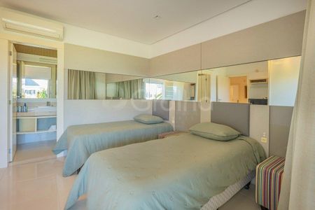 35_photo/952744fbcd.821bca6a381fcd78-ATLAS-0209b966-147e-4e85-a581-5ccac34337f4.jpg de casa à venda com 6 quartos, 815m² em Jurerê Internacional, Florianópolis