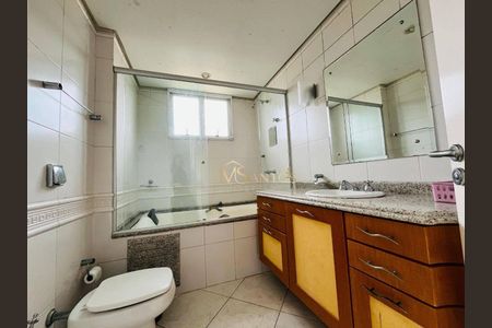 5_photo/952744fbe9.767abbb0b16b53c7-ATLAS-3b22bd04-5aeb-4aeb-b0d8-e1af101ad5c7.jpg de apartamento à venda com 3 quartos, 153m² em Jurerê, Florianópolis