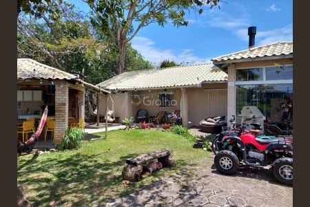 17_photo/9527450a0f.a80a6b862e985aa6-ATLAS-cd1fb3d1-ed65-4b3b-bbfe-51bb756c607d.jpg de casa à venda com 3 quartos, 200m² em Daniela, Florianópolis