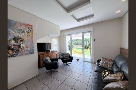 4_photo/9527450ac9.eef1bf4cb61c1a94-ATLAS-e81e1a8d-eddd-4278-8702-ea0a50b54aa4.jpg de casa à venda com 4 quartos, 223m² em Daniela, Florianópolis