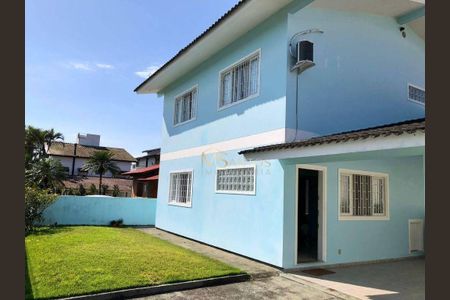 3_photo/952745a07f.4b25d551e4000f4b-ATLAS-07ca0ad6-0558-4162-bf4a-b59a4e65d7ea.jpg de casa à venda com 6 quartos, 216m² em Daniela, Florianópolis