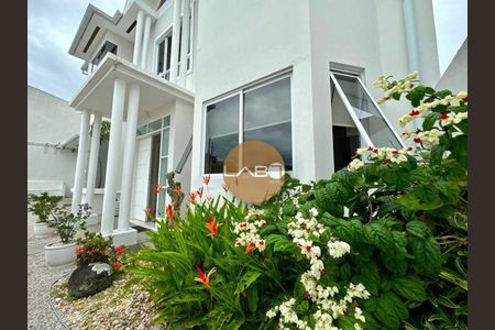 4_photo/952745a9b5.58506769bdfd2446-ATLAS-a5da32e6-960f-4761-a45b-8e79cd91aeaa.jpg de casa à venda com 5 quartos, 300m² em Daniela, Florianópolis