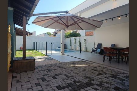 29_photo/952745a9f1.16787a6ea0be7e8a-ATLAS-b6e15c61-71f3-46c5-9a05-4101650c80e7.jpg de casa à venda com 4 quartos, 209m² em Daniela, Florianópolis