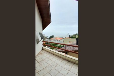 8_photo/9527465ee3.93b8fa184532727f-ATLAS-53aba649-5899-4e2c-8f4a-3c83f2c2fd55.jpg de casa à venda com 4 quartos, 363m² em Sambaqui, Florianópolis