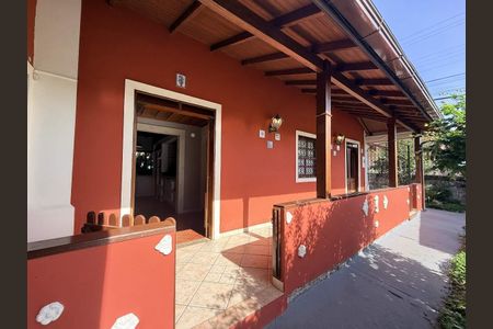 3_photo/9527465f3f.f468b0c7bf094498-ATLAS-3f70846c-d381-4730-be78-afd2ebd4e053.jpg de casa à venda com 4 quartos, 250m² em Santo Antonio de Lisboa, Florianópolis