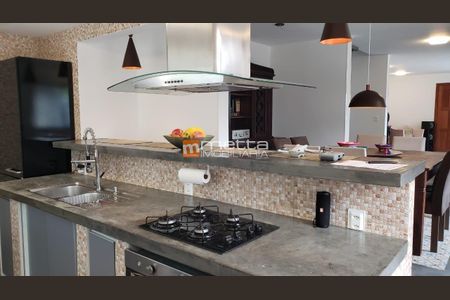 3_photo/95274660b7.1b9c903f4ef09b06-ATLAS-0a6a93f5-59a6-4deb-ab14-bdb0d52c8a79.jpg de casa à venda com 2 quartos, 186m² em Sambaqui, Florianópolis