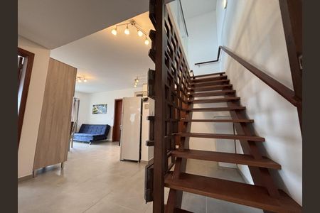 13_photo/952746633f.f57be48fad3c3dec-ATLAS-88989deb-ea2d-4c16-a9a3-ac742e3c71b5.jpg de casa à venda com 4 quartos, 227m² em Sambaqui, Florianópolis