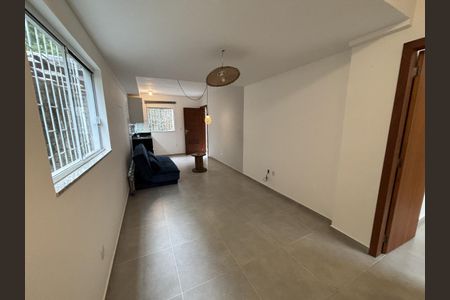 14_photo/952746633f.f57be48fad3c3dec-ATLAS-be8edfbd-0a2f-42b5-b4aa-a2b21152d2b5.jpg de casa à venda com 4 quartos, 227m² em Sambaqui, Florianópolis