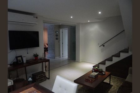 17_photo/952746762b.5cacb5cd1a05b02e-ATLAS-d450404a-3f87-4d99-b488-659f67dd69b1.jpg de casa à venda com 4 quartos, 320m² em Sambaqui, Florianópolis