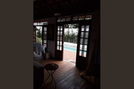 11_photo/9527467657.fe96b63aec789ef1-ATLAS-c5b8942b-cf70-43b7-aaf0-b5e1909fb09a.jpg de casa à venda com 3 quartos, 280m² em Sambaqui, Florianópolis