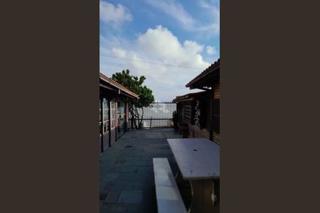 4_photo/9527467749.9737178816f17cd8-ATLAS-b91ca7ea-d12d-4d7f-82e9-542cba0724e9.jpg de casa à venda com 3 quartos, 150m² em Sambaqui, Florianópolis