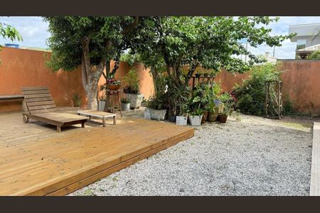 12_photo/95274677a7.e3da74daae84817a-ATLAS-2162cab4-56e8-49fc-a5e1-601c04dee423.jpg de casa à venda com 3 quartos, 157m² em Sambaqui, Florianópolis