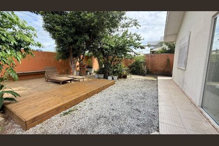 11_photo/95274677a7.e3da74daae84817a-ATLAS-21749305-cfaa-44a1-b23d-2b2373588ec7.jpg de casa à venda com 3 quartos, 157m² em Sambaqui, Florianópolis