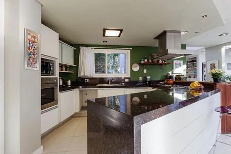 11_photo/95274677e9.46ae6cbe0761d4fa-ATLAS-09f27b6f-9a5a-4371-be9f-720ddbc96061.jpg de casa à venda com 3 quartos, 410m² em Sambaqui, Florianópolis
