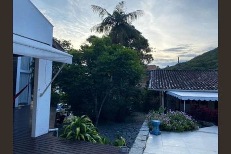 41_photo/95274677e9.46ae6cbe0761d4fa-ATLAS-9db38c68-e359-4cf4-9d40-f13f695a3b98.jpg de casa à venda com 3 quartos, 410m² em Sambaqui, Florianópolis