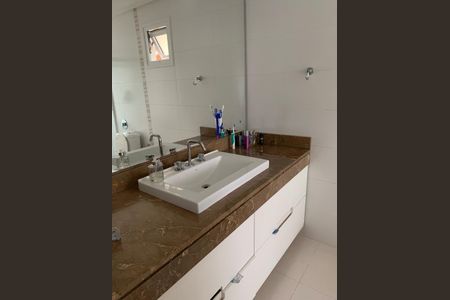 22_photo/95274677e9.46ae6cbe0761d4fa-ATLAS-d0378e44-6a17-406c-bd5a-1cd1b890d004.jpg de casa à venda com 3 quartos, 410m² em Sambaqui, Florianópolis