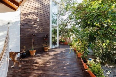 38_photo/95274677e9.46ae6cbe0761d4fa-ATLAS-e5ff24f2-e06b-47ed-96b2-80bbcfc261d9.jpg de casa à venda com 3 quartos, 410m² em Sambaqui, Florianópolis