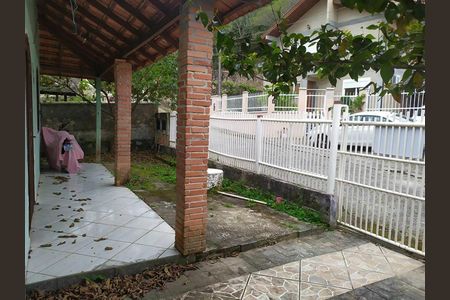 7_photo/95274677e9.521465a1a6cc0fb0-ATLAS-ec41cc76-0c6a-48bd-bd5b-aa5794c92d88.jpg de casa à venda com 4 quartos, 160m² em Sambaqui, Florianópolis