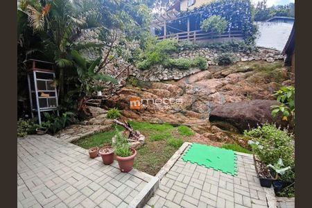 7_photo/95274677e9.be31b5bde481aac2-ATLAS-444b439e-ec72-4d7b-a4f8-5fa190c41d0d.jpg de casa à venda com 2 quartos, 160m² em Sambaqui, Florianópolis