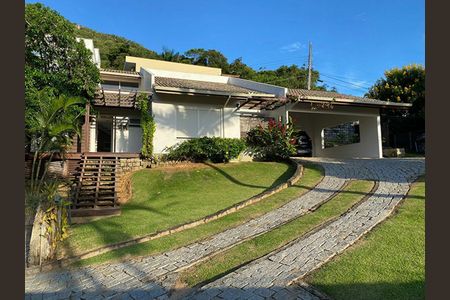 2_photo/95274677eb.f4a5c666155909d5-ATLAS-0347a57a-1a0a-4bb2-b55d-ac6debafdf7e.jpg de casa à venda com 4 quartos, 350m² em Sambaqui, Florianópolis