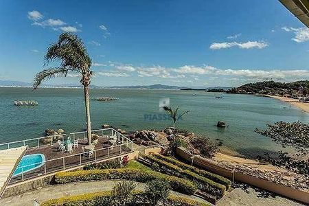 5_photo/9527467a6d.02e76da821d64bb7-ATLAS-0e330222-1cc8-44e0-a16a-0b7a79fa9e69.jpg de casa à venda com 3 quartos, 300m² em Sambaqui, Florianópolis