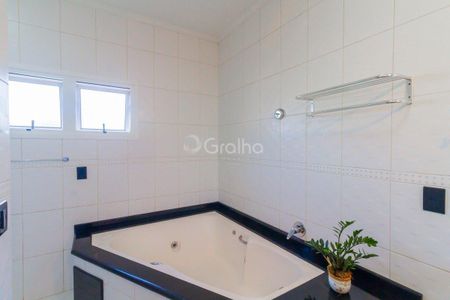 19_photo/9527467b7d.f469cfda097b0aa9-ATLAS-5e02624c-5c87-47c7-a2c0-457fcf826ad6.jpg de casa à venda com 4 quartos, 278m² em Sambaqui, Florianópolis