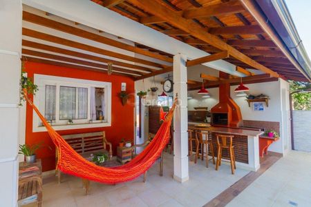 28_photo/9527467b7d.f469cfda097b0aa9-ATLAS-bbce4184-04a6-4fad-b45a-e660ee35af1e.jpg de casa à venda com 4 quartos, 278m² em Sambaqui, Florianópolis