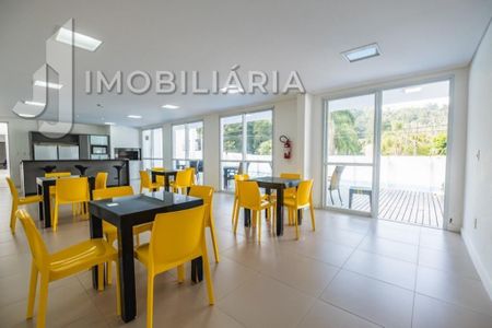 6_photo/9527467c71.2a88ce23d0215f4d-ATLAS-23fb875c-52af-4256-97ff-c8c02b4b6bae.jpg de casa à venda com 3 quartos, 149m² em Sambaqui, Florianópolis
