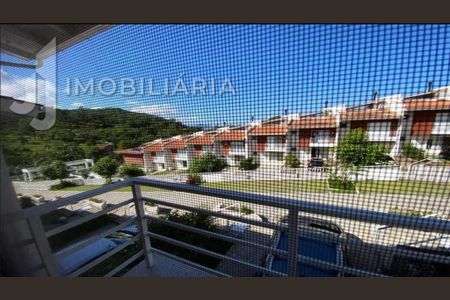 2_photo/9527467c71.2a88ce23d0215f4d-ATLAS-cfbfd7db-e7be-4cfc-b3dc-61eb4efef786.jpg de casa à venda com 3 quartos, 149m² em Sambaqui, Florianópolis