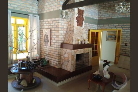 4_photo/9527468ac7.e1e9339d2da74223-ATLAS-be333128-c054-4a4d-8bb7-22caa773ea06.jpg de casa à venda com 4 quartos, 300m² em Santo Antonio de Lisboa, Florianópolis